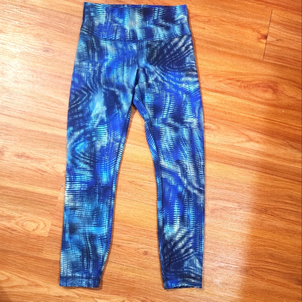 Lululemon Athletica Blue Leggings with Tropical Print